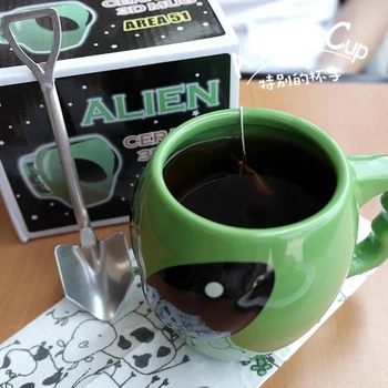 Keramični Anime Zelenega Tujec Kava, Skodelice, Kozarci Ustvarjalne Večkratno Uporabo Srčkan Mleko Čaj Pokal Fant Smešno Darilo Drinkware Coffeeware